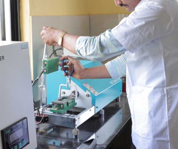 Research & Development (R&D) in Foundry